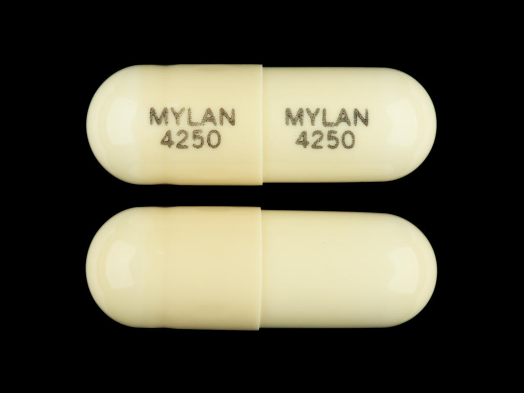 MYLAN pill